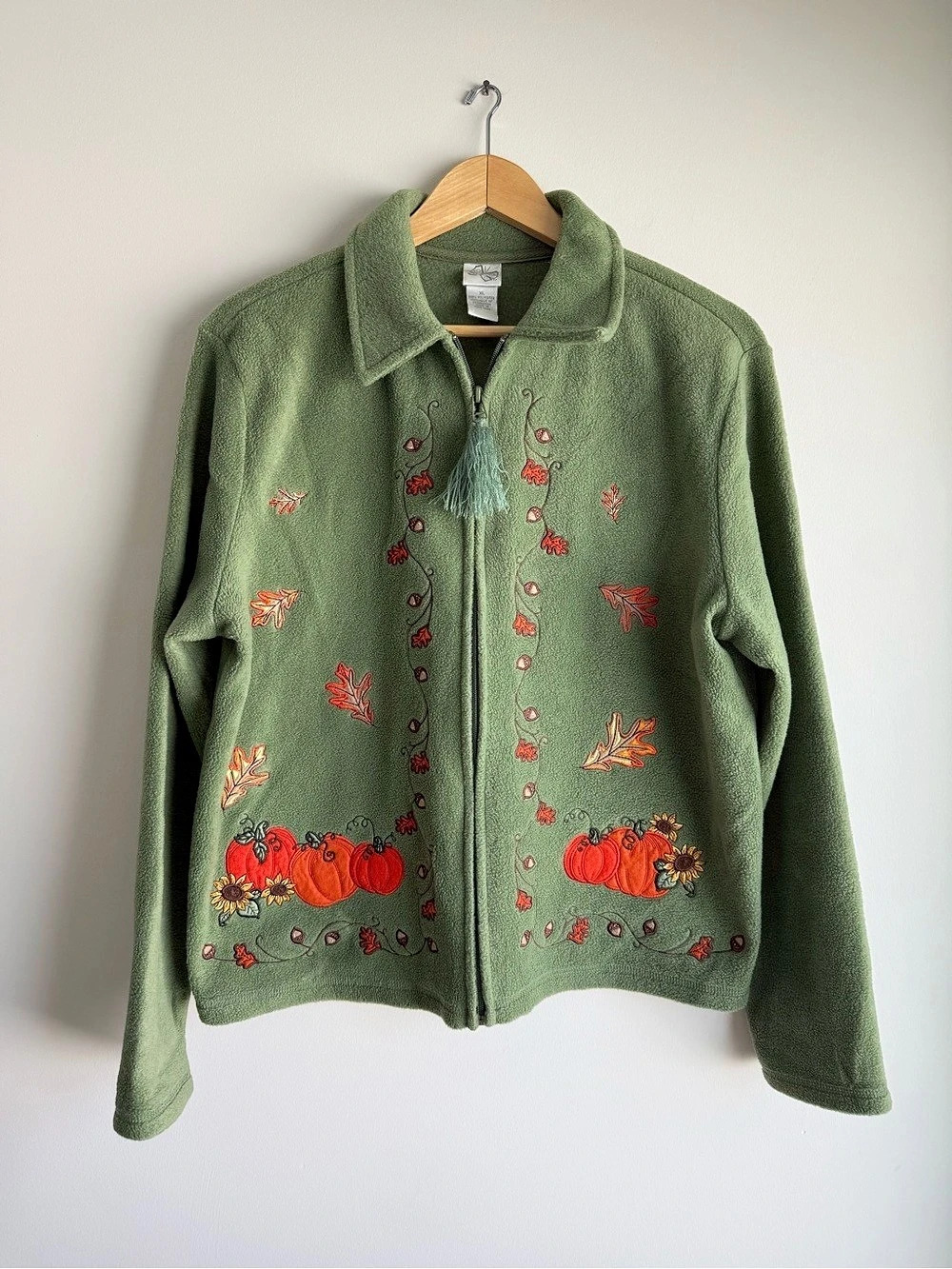 Fashion Bug XL Pumpkin Embroidered Fall Fleece Jacket Green